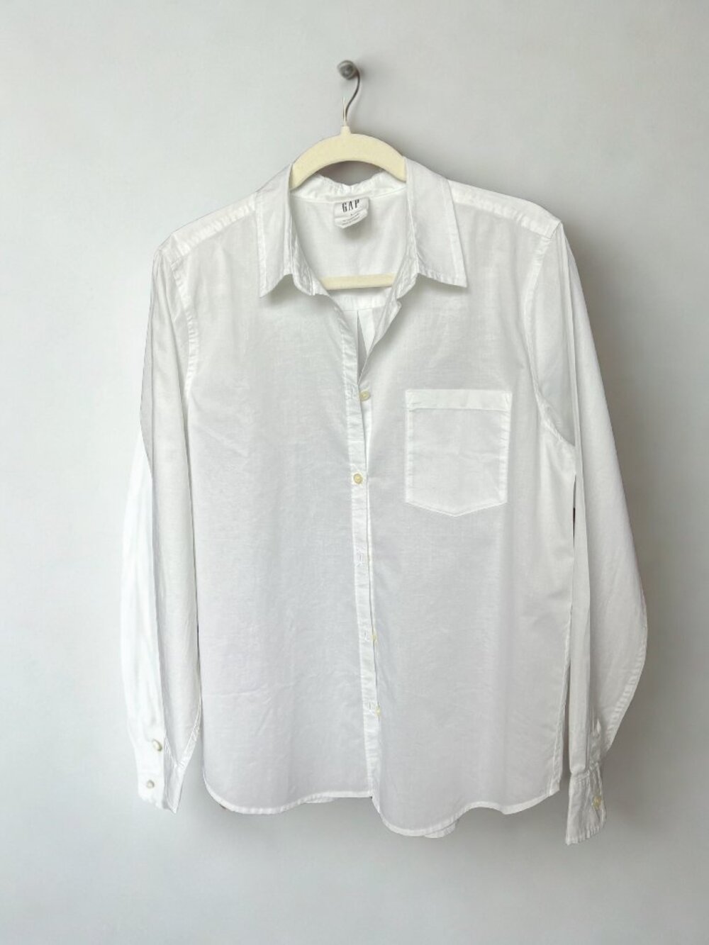 White Gap Button Down Shirt